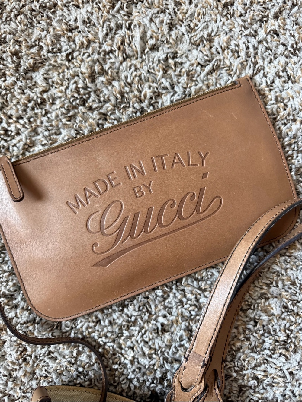 ⚡️Gucci GG Canvas Medium Tote with Brown Leather Trim - Picture 4 of 11